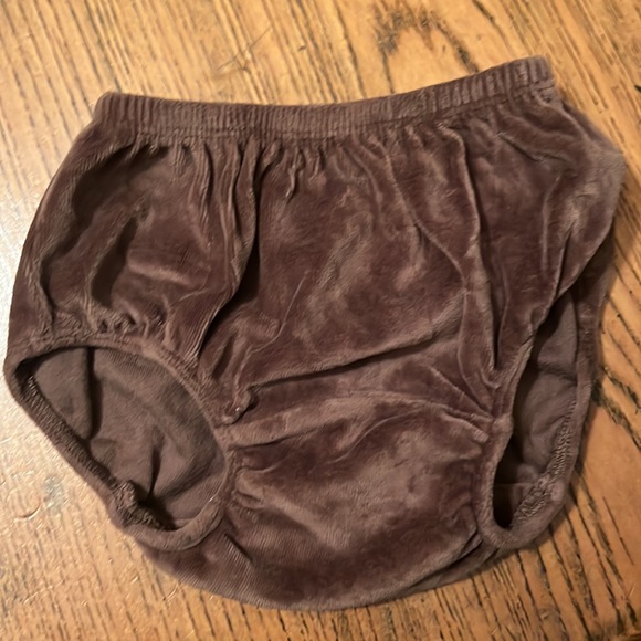 Like new Gap brown velour dress with matching bloomers - Picture 9 of 15